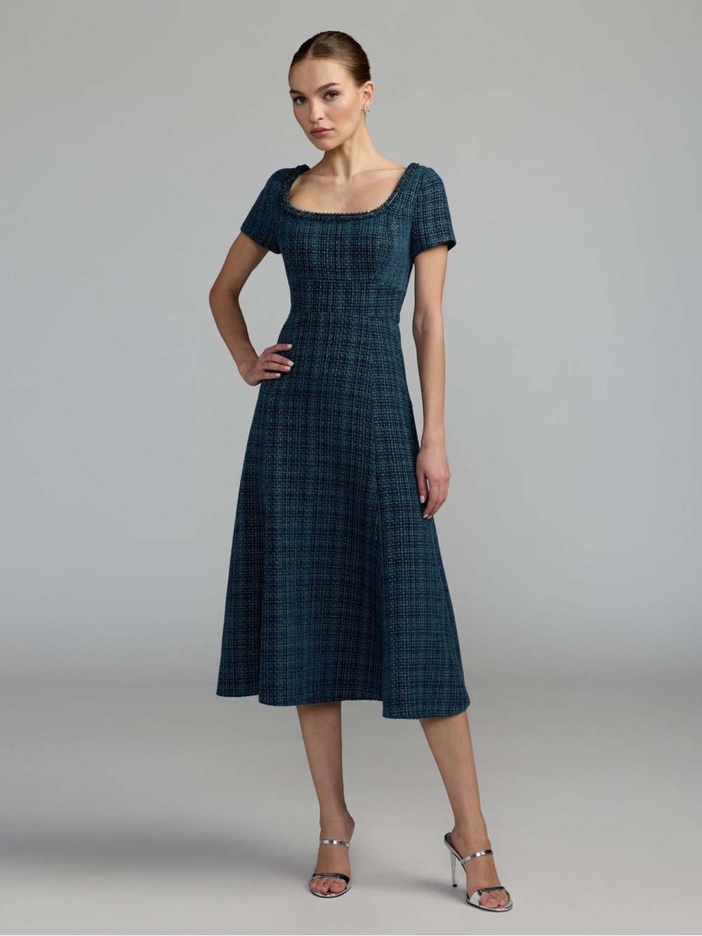 MAC DUGGAL Blue Teal Size 8 Short Sleeve Embellished Boucle Midi Dress
